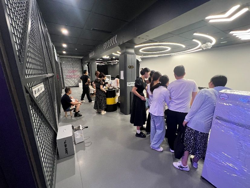 Hefei robot pop-up interior